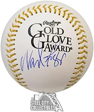 וייד בוגס חתם על פרס כפפת הזהב הרשמית של בייסבול - ג ' יי. אס. איי. קוא-כפפות ליגת הבייסבול
