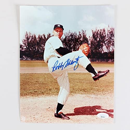 בובי שנץ חתום תמונה 8 × 10 ינקי - COA JSA - תמונות MLB עם חתימה